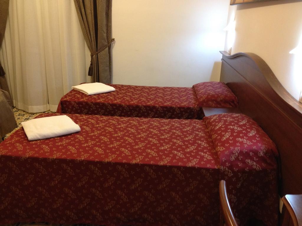Guesthouse Alex II Rome Room photo